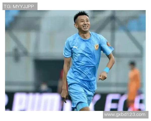 南京羽毛球队在选拔赛中以66分稳居积分榜首位展现强劲实力