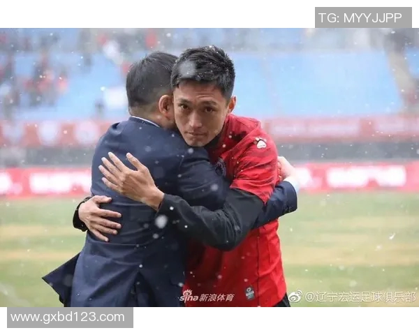 日本足球明星退役仪式盛大举行回顾辉煌职业生涯与感人瞬间