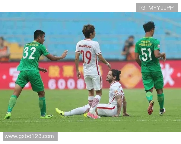 杭州羽毛球队以97分领跑全国锦标赛积分榜展现强劲实力 杭州羽毛球队以97分领跑全国锦标赛积分榜展现强劲实力